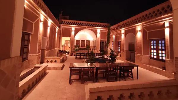 فضای داخلی دوم اقامتگاه سنتی خوان سالار یزد