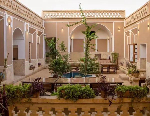 فضای داخلی سوم اقامتگاه سنتی خوان سالار یزد