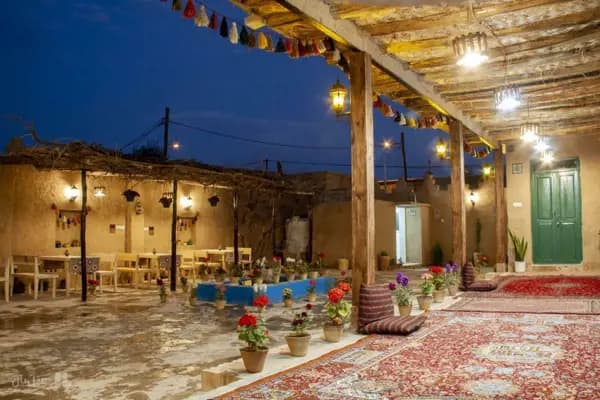 دکوراسیون داخلی اقامتگاه بومگردی نقش رستم مرودشت