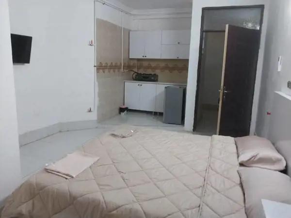 اتاق‌های دلباز در هتل کویر زاهدان