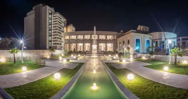محوطه هتل میثاق مشهد