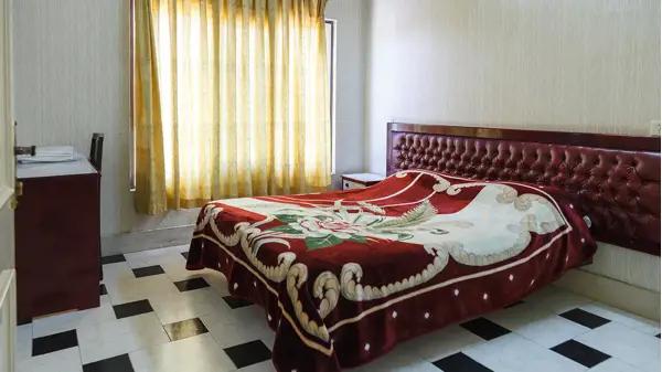 نورپردازی داخلی هتل آپارتمان کوثر کاشان