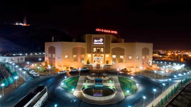 نمایی از هتل ارگ جدید بم