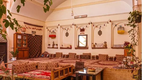 فضای داخلی دیگر اقامتگاه خانه خشتی یزد