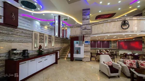 کافی شاپ در هتل رویال شاهرود