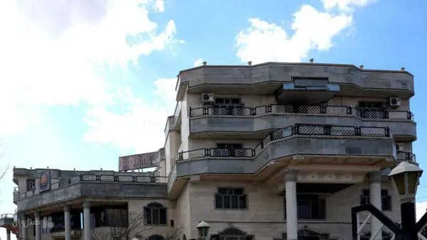نمای بیرونی هتل نگین بجنورد