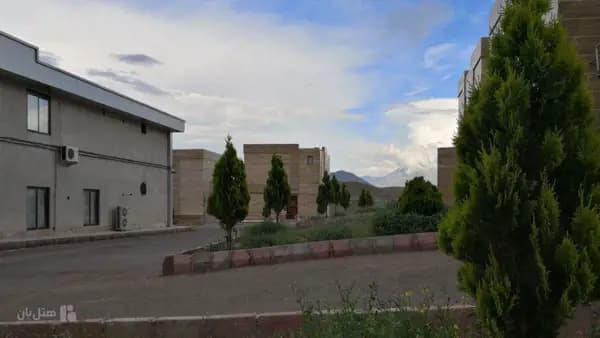 فضای بیرونی سوم هتل ویلاهای کوهستانی ارس جلفا