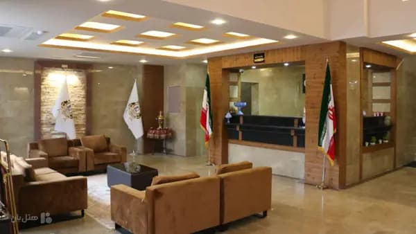 لابی مدرن هتل ابریشمی لاهیجان