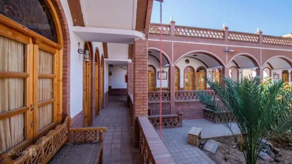 فضای داخلی در اقامتگاه فانوس ویونا کاشان