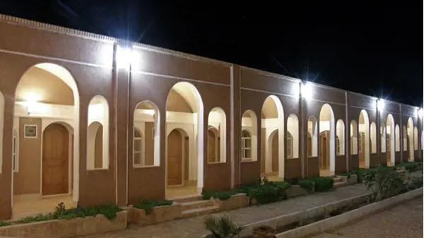 نمای داخلی هتل بالی خور و بیابانک