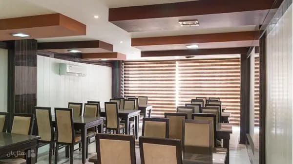 رستوران هتل آپارتمان آنا قشم