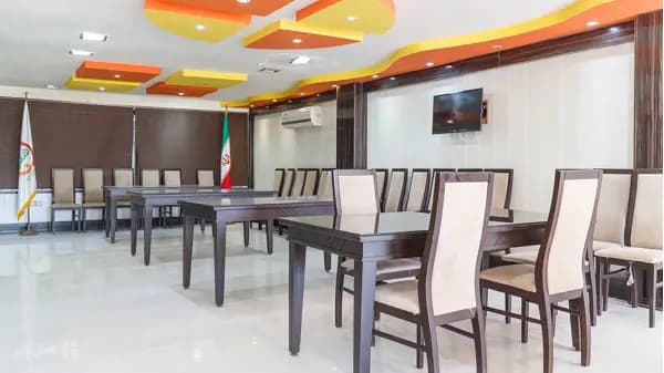 رستوران دوم هتل آپارتمان آنا قشم