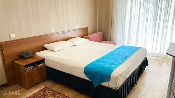 فضای داخلی اتاق‌ها در هتل پارک اصفهان