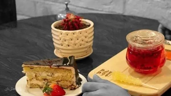 منوی کافی شاپ در هتل دامون شهرکرد