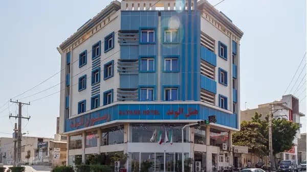 نمای بیرونی هتل الوند 1 قشم