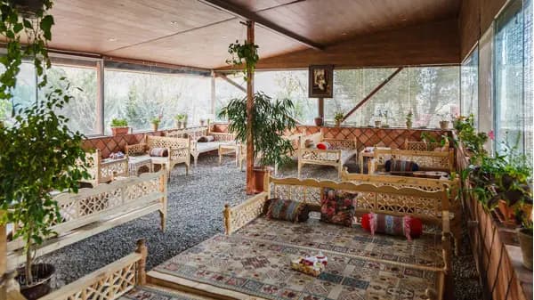سفره خانه در هتل جهانگردی میگون تهران