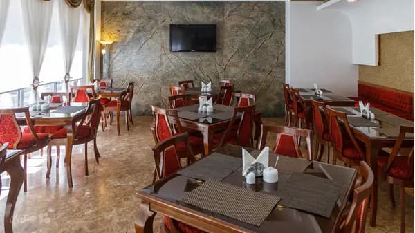 Restaurant of Saina Hotel Tehran