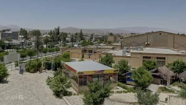 نمای بیرونی هتل جهانگردی فسا