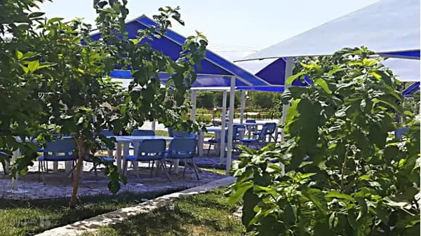 فضای بیرونی دوم هتل جهانگردی فسا