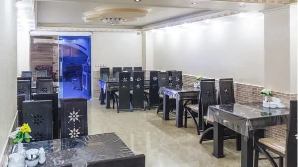 رستوران هتل آپارتمان قباد قشم