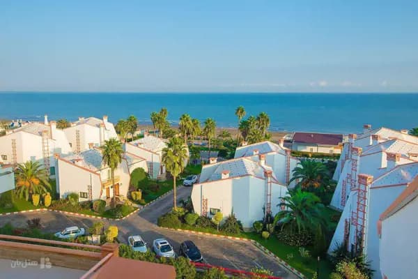 نمای بیرونی مجتمع گردشگری شهر نور