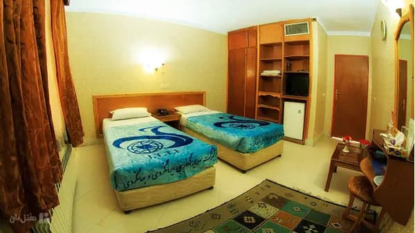 اتاق دو تخته هتل جهانگردی زنجان