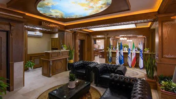 لابی دوم در خانه مسافر ملل رامسر