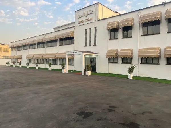 نمای بیرونی هتل ترن تهران