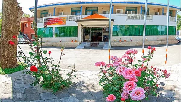 نمای بیرونی هتل جهانگردی خوی