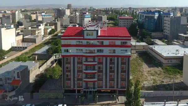 نمای بیرونی هتل بوستان سرعین