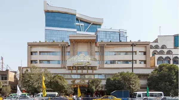 نمای بیرونی هتل الماس 1 مشهد