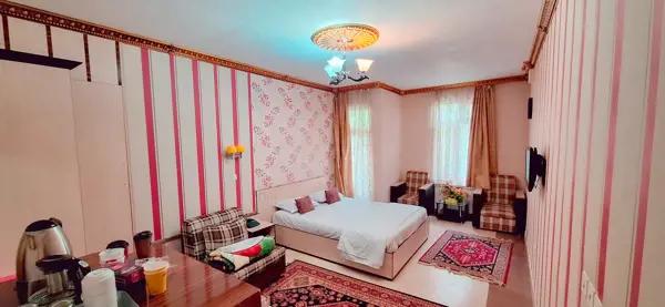 فضای داخلی اتاق هتل ارشاد سرعین