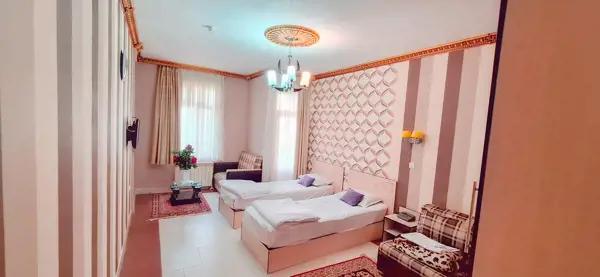 فضای داخلی اتاق هتل ارشاد سرعین