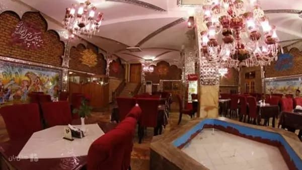 فضای داخلی رستوران هتل نادری اهواز
