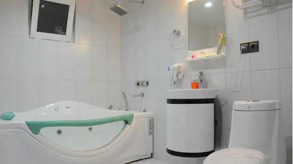 سرویس بهداشتی هتل کادوس بزرگ رشت