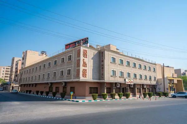 نمای بیرونی هتل اکسین اهواز
