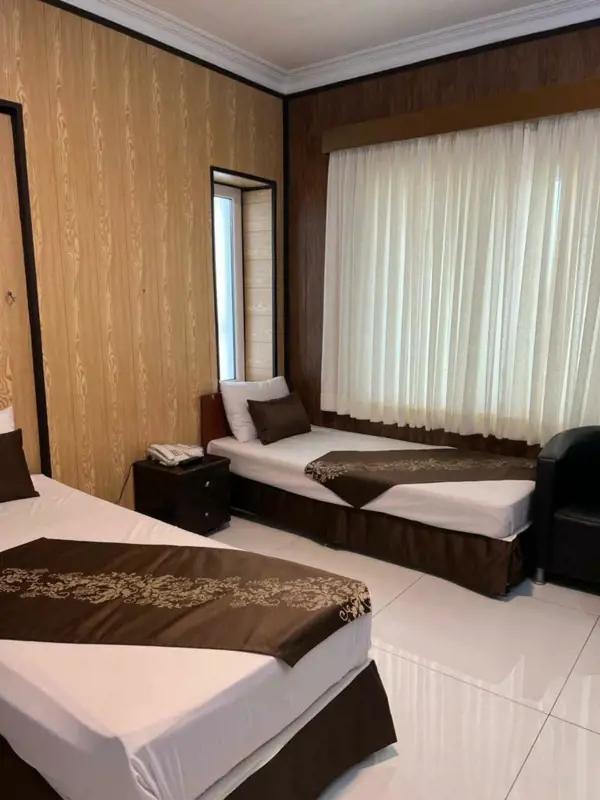 اتاق دو تخته تویین در هتل حافظ تهران