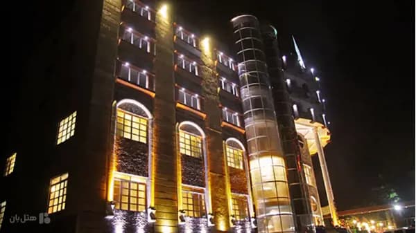 نمای بیرونی هتل شهاب گرگان