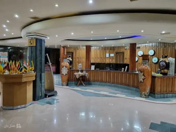 لابی هتل تهرانی یزد