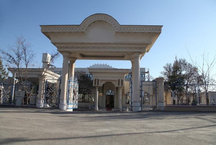 هتل جهانگرد شیروان