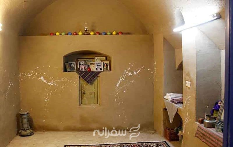اقامتگاه بومگردی نار تی تی تفت