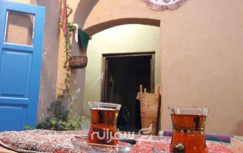اقامتگاه بومگردی نار تی تی تفت