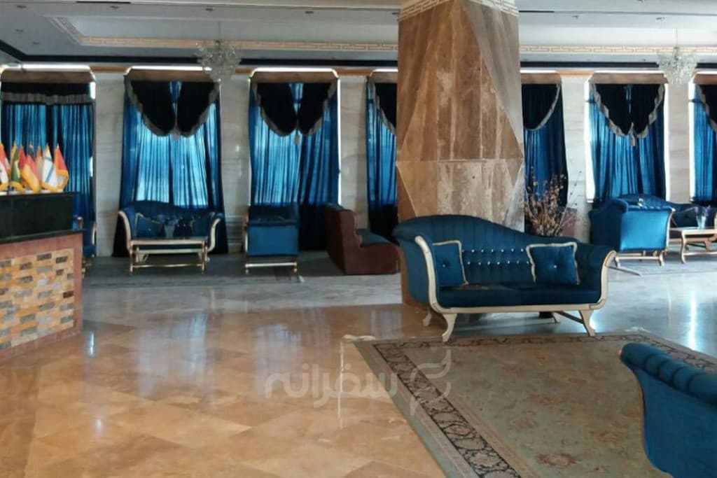 هتل کریم خان ملایر