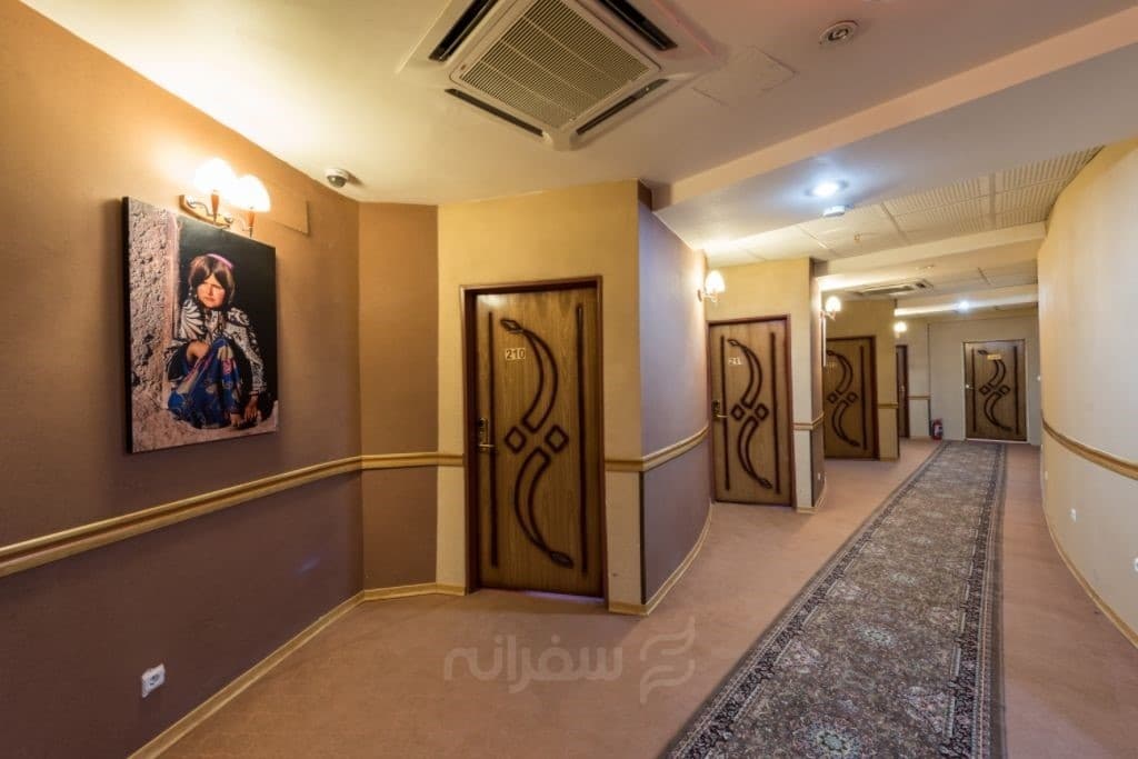 هتل رنگین کمان خرم آباد