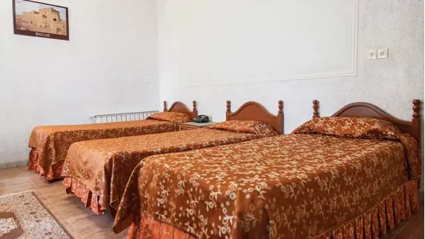 تصویر اتاق سه تخته 1 هتل اطلس یزد اتاق سه تخته 1 هتل اطلس یزد