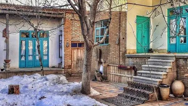 تصویر فضای داخلی اقامتگاه بومگردی خانه جواهری نمای داخلی از اقامتگاه بومگردی خانه جواهری