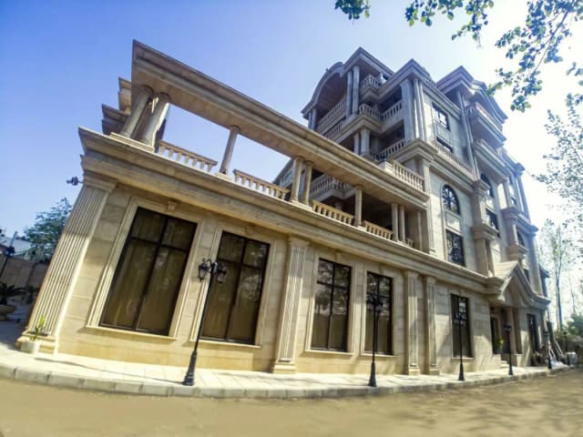 نمای داخلی هتل یلوه در رودسر