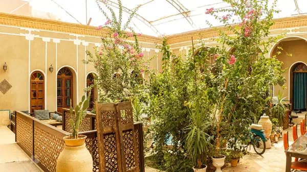 تصویر فضای داخلی اقامتگاه سنتی دوستانه یزد فضای داخلی اقامتگاه سنتی دوستانه یزد