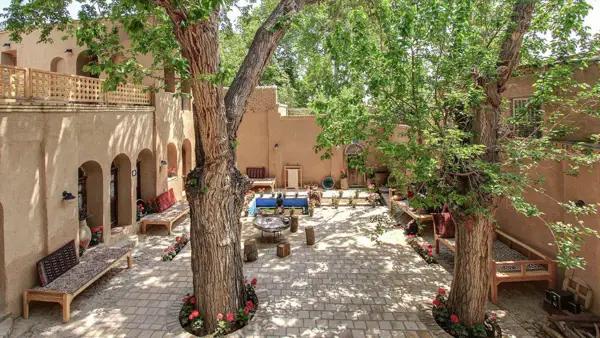 تصویر جزئیات معماری داخلی اقامتگاه خانه توسلیان نطنز جزئیات معماری داخلی اقامتگاه خانه توسلیان نطنز