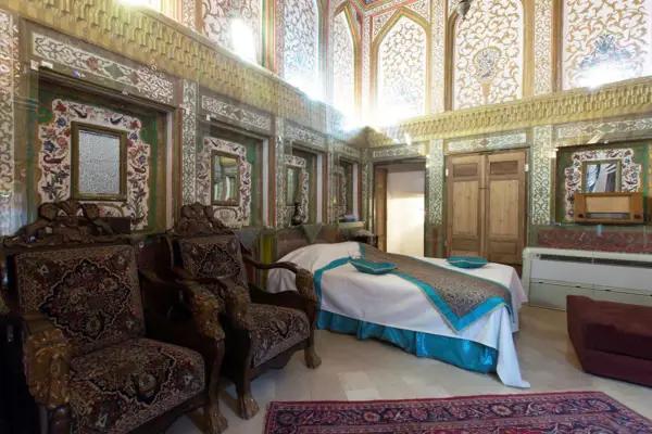 تصویر اتاق دو تخته دابل VIP هتل آنتیک ملک التجار یزد اتاق دو تخته دابل VIP هتل آنتیک ملک التجار یزد